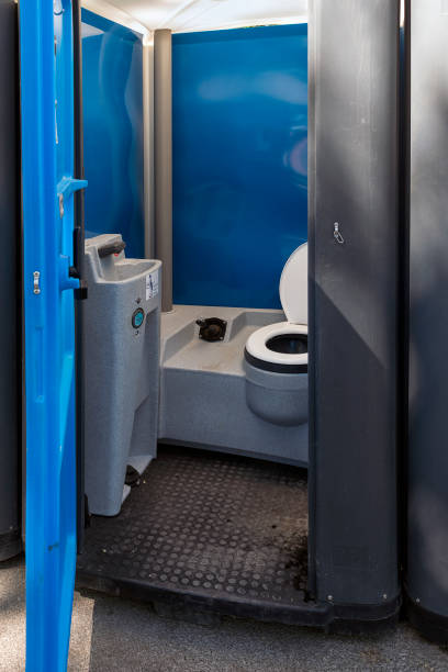 Best Portable toilet rental cost  in Willamina, OR